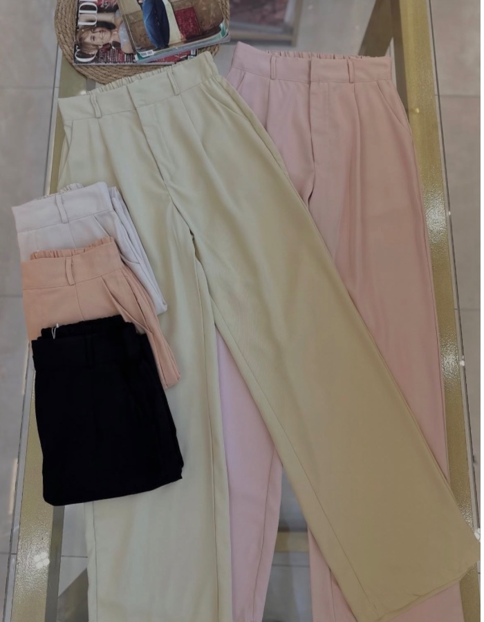 Calça pantalona com elástico 