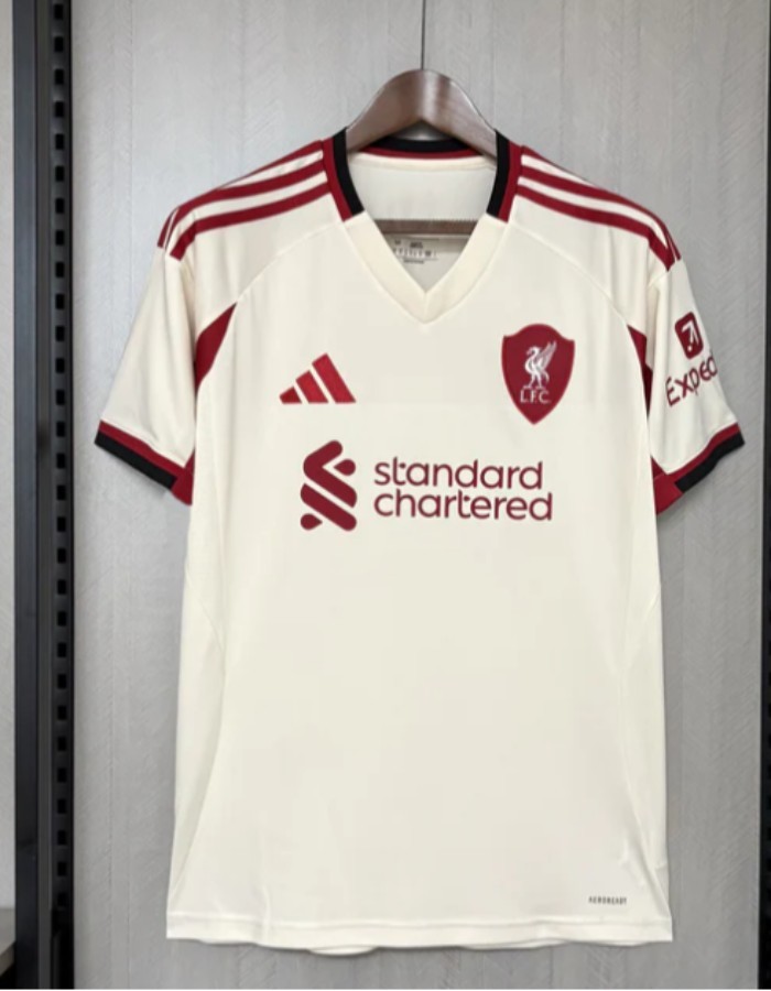 LIVERPOOL 25/26 UNIFORME 2