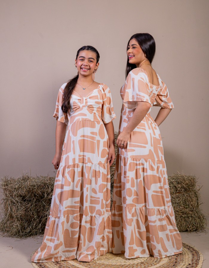 VESTIDO L. DETALHE NO DECOTE (TEC. VISCOLINHO)