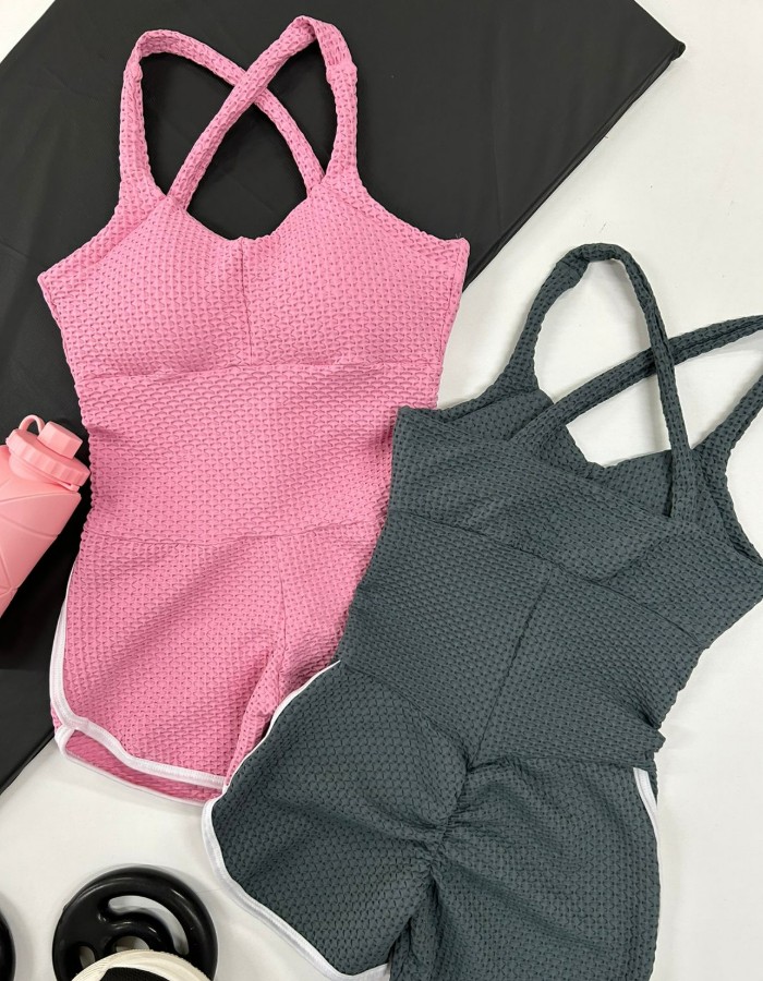 MACAQUINHO VIÉS EMPINA BUMBUM EM BROCADO