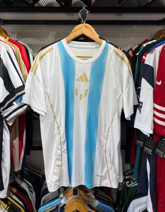 MESSI ADIDAS TREINO PITCH