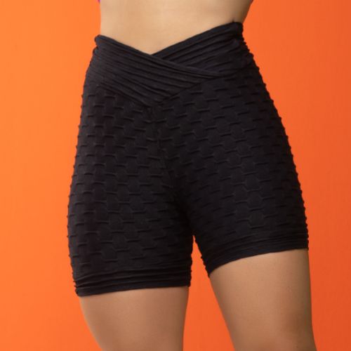 SHORT EMPINA BUMBUM TECIDO BOLHA