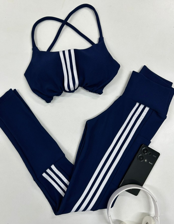 CONJUNTO CALÇA FAIXA COM BOLSO E TOP BIA CANELADO