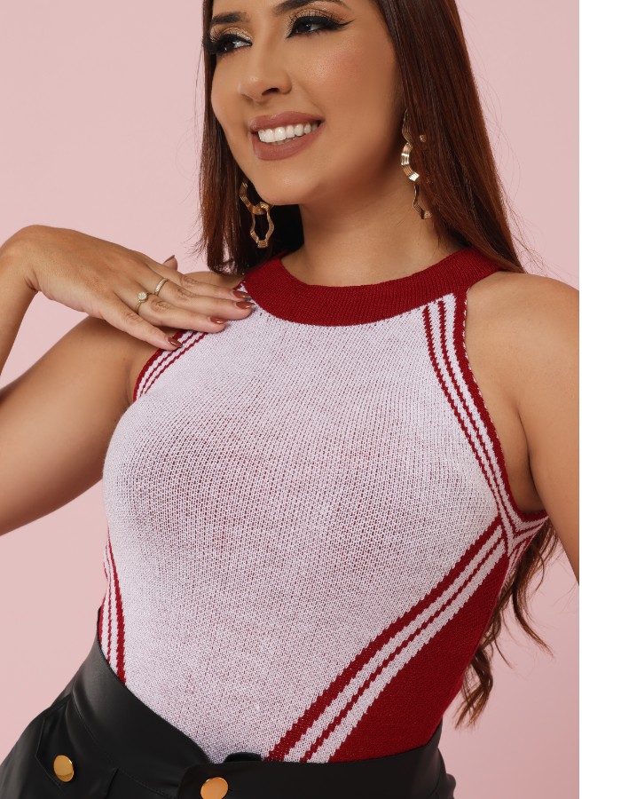 blusa com detalhe