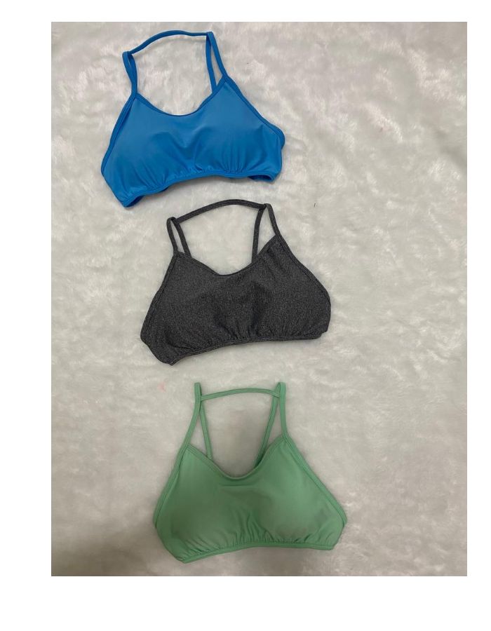 TOP C DETALHE DE TIRA NAS COSTAS