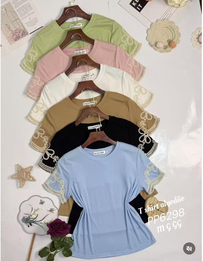 T-shirt De Algodão C/ Elastano E Bordado Na Manga