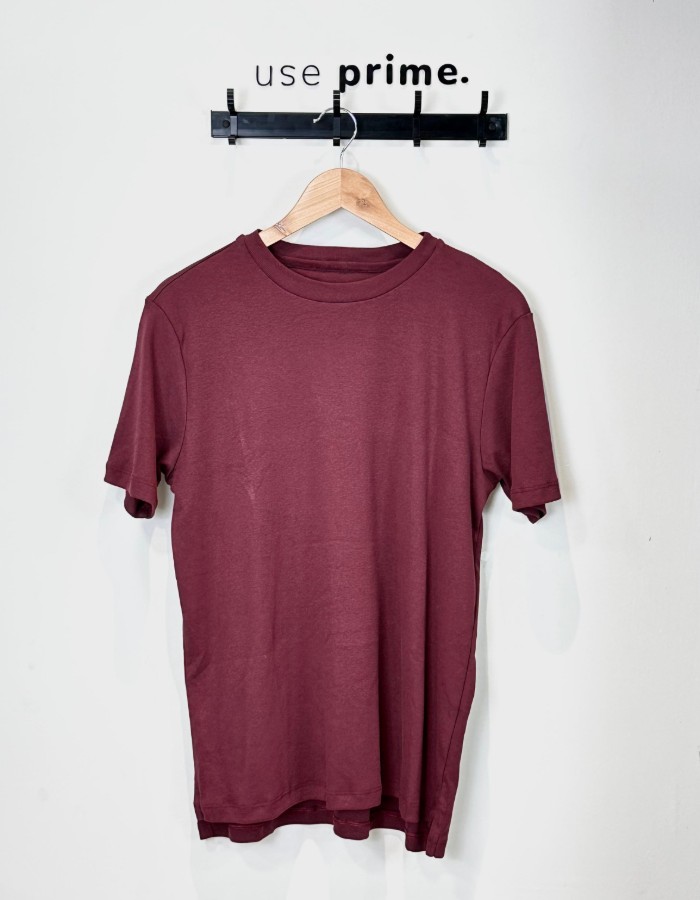 T-shirt Suedine Gola Média Vinho 