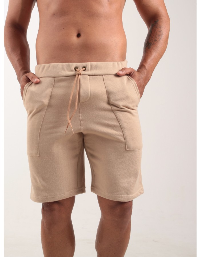 BERMUDA COM BOLSO SOBREPOSTO