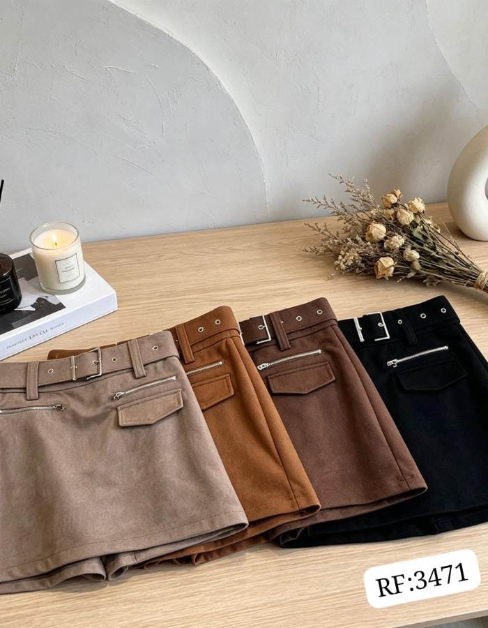 Short suedes premium
