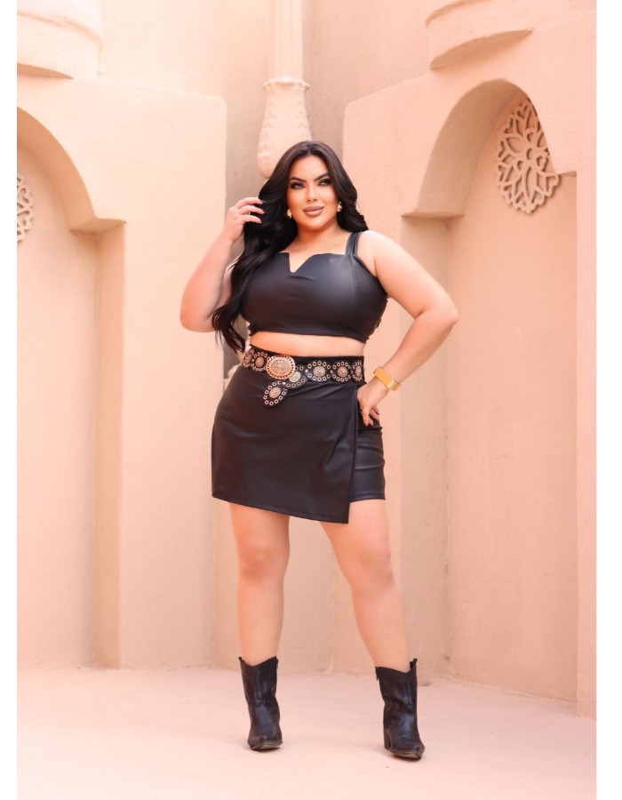 short saia couro aurora