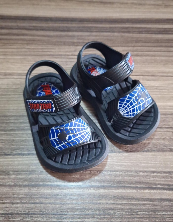 Sandália teko teko