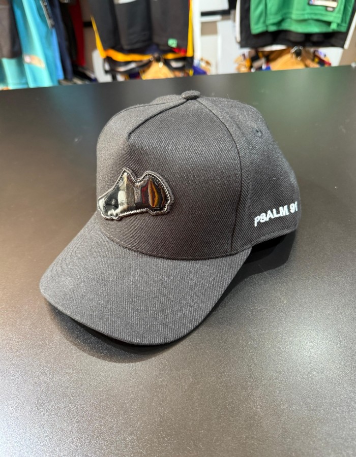 BONÉ - CHUTEIRA PRETA