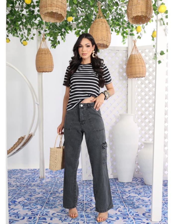 T-SHIRT DE LISTRAS PRETAS