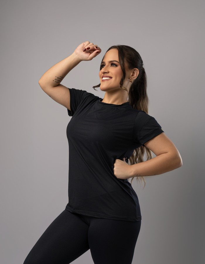 BLUSA UV DT FURADINHO MANGA