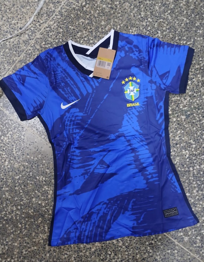 Camisa Brasil 2022 Feminina especial