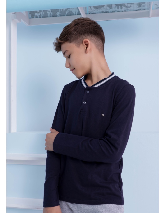 MANGA LONGA EM PIQUET GOLA PORTUGUESA