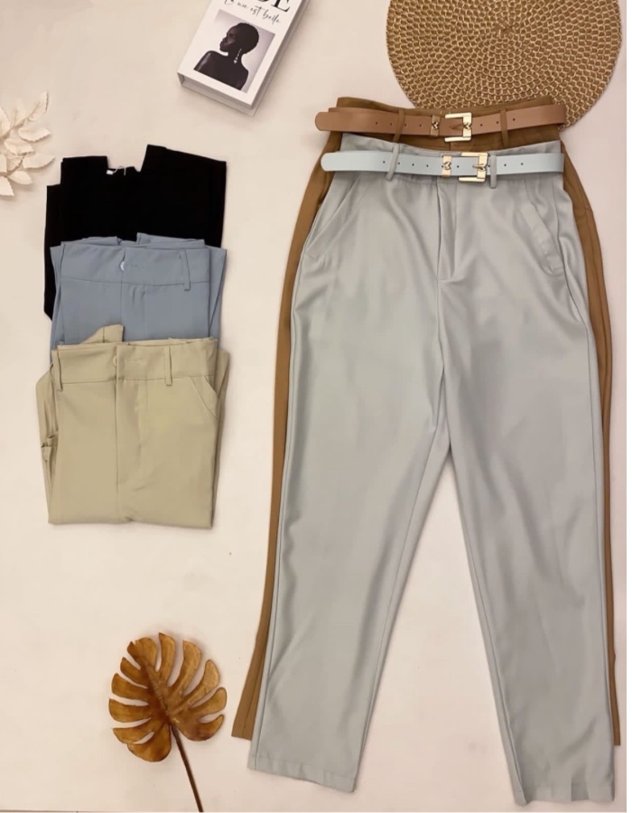 Calça alfaiataria com cinto 