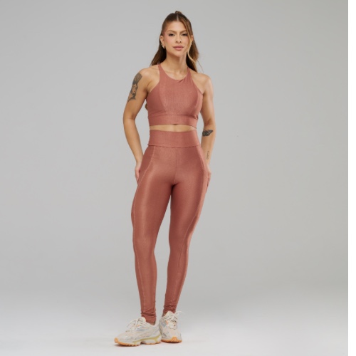 Conjunto de Calça Micro Canelado com Bolso