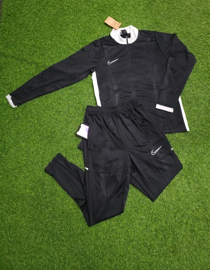 Conjunto Nike Dri-FIT Academy
