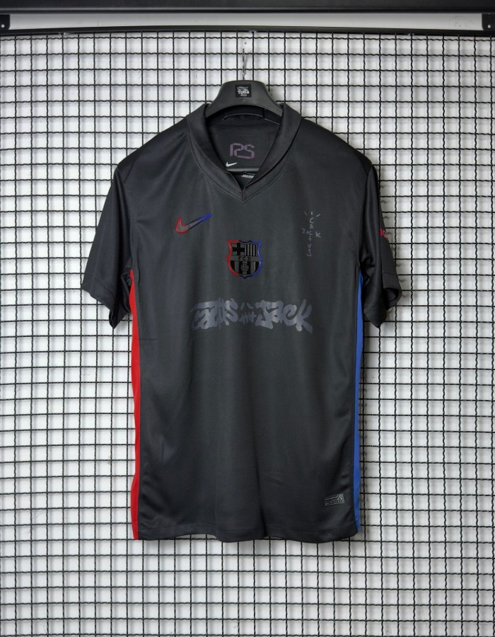 BARCELONA - 25/26 - II - TRAVIS SCOTT