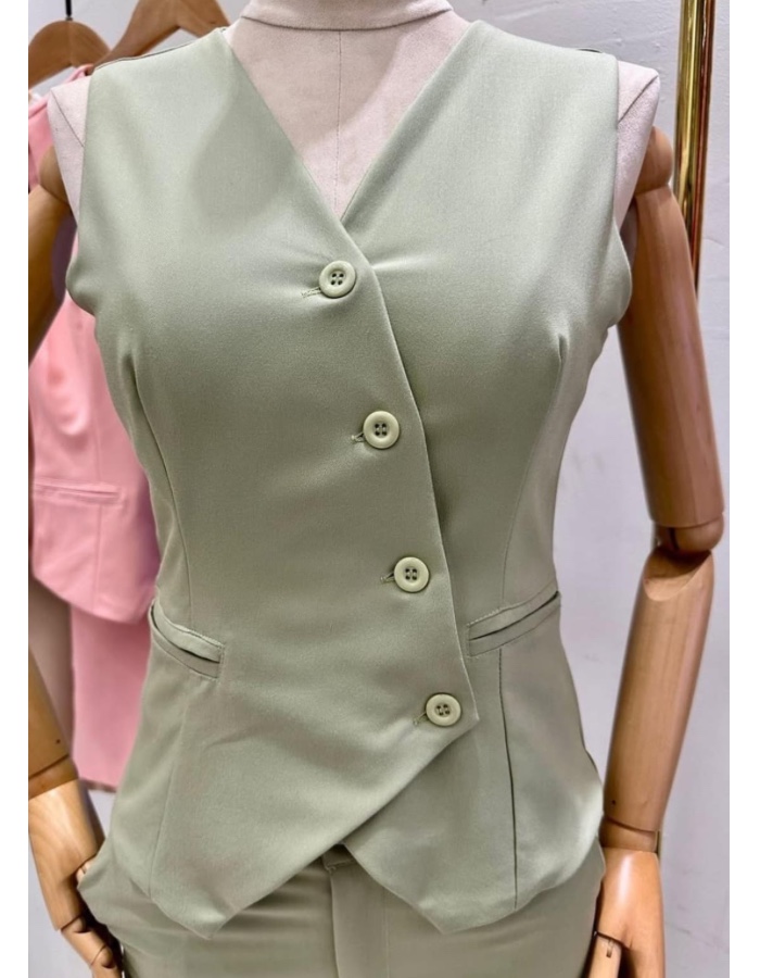 Conjunto short e colete 