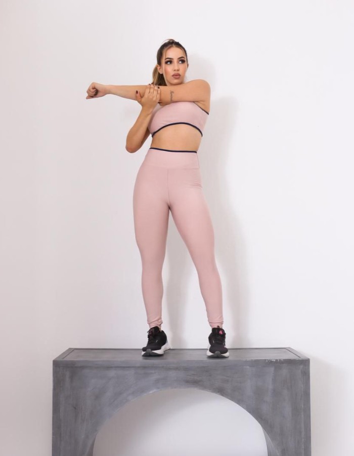 CONJUNTO CALÇA LEGGING E TOP
