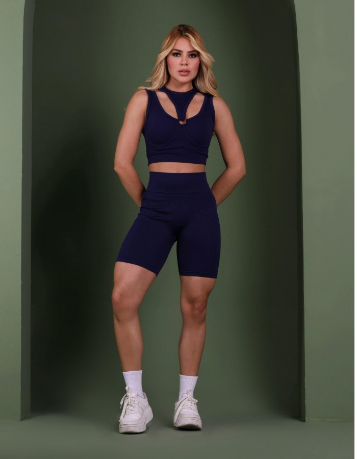 SHORT CANELADO MÉDIO IMPORTADO