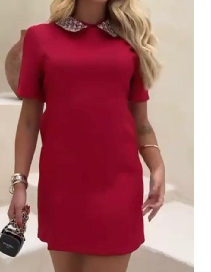 VESTIDO DE MANGA CURTA COM DETALHE NA GOLA TECIDO ALFAIATARIA 