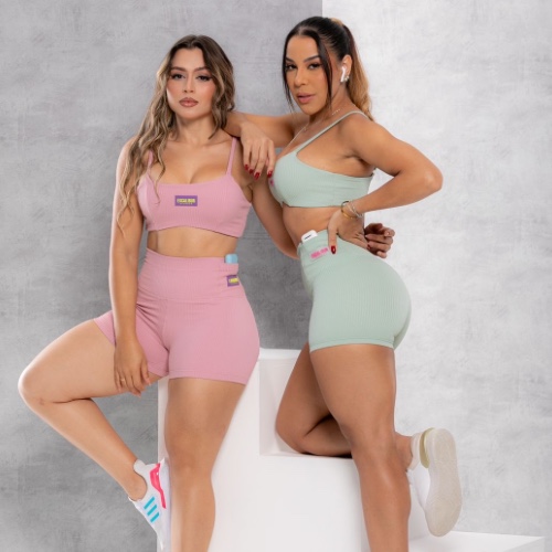 CONJ Short Olivia 3D