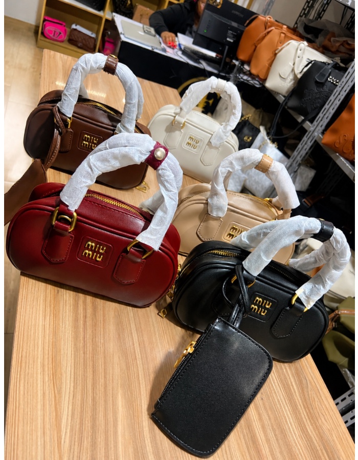 Mini- miu miu importada Premium 