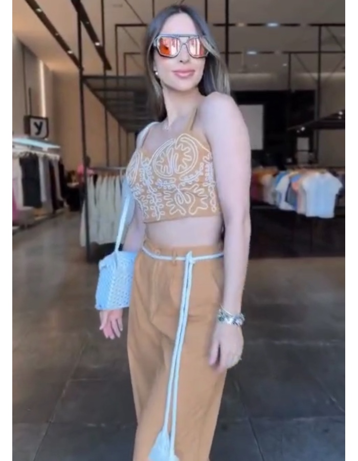 Conjunto bordado Eloá 