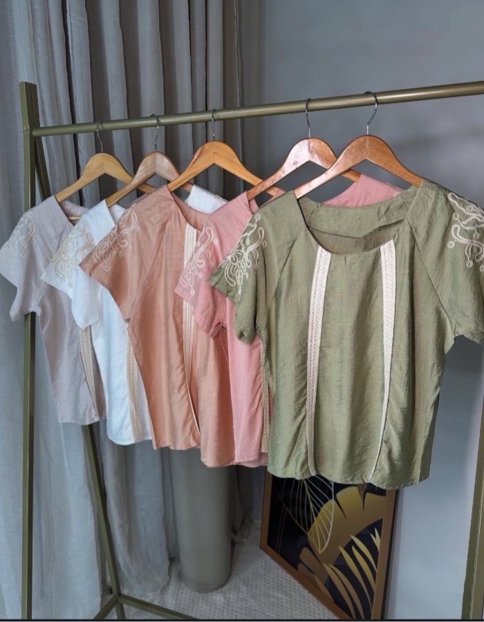 Blusa com detalhes bordado 