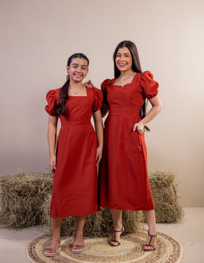VESTIDO MIDI COM BOLSO ( TEC. MARRANT )