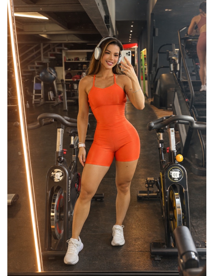 Macacão Scarlet Power ❤️‍ (SOLICITE CORES)