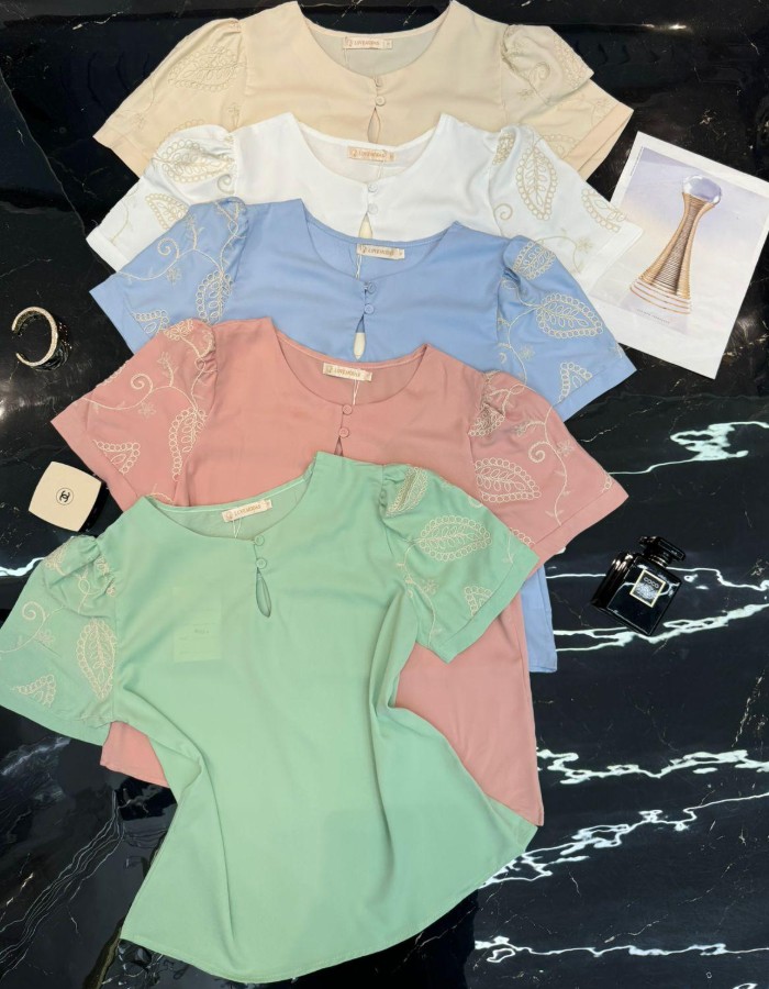 Blusa Botão Gola