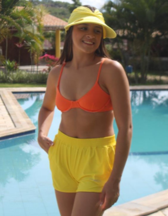 SHORT FECHADO COM BOLSO 