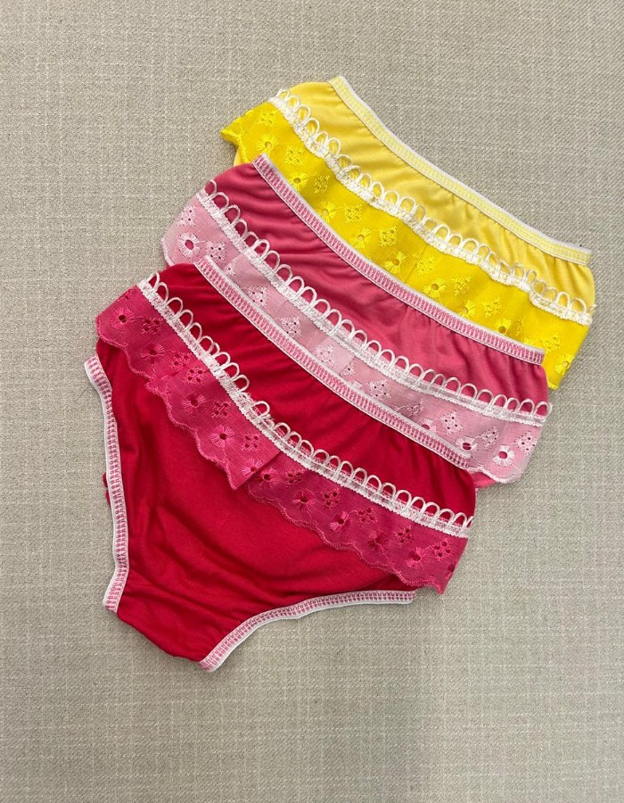 CALCINHA INFANTIL ALGODAO CAMBRAIA