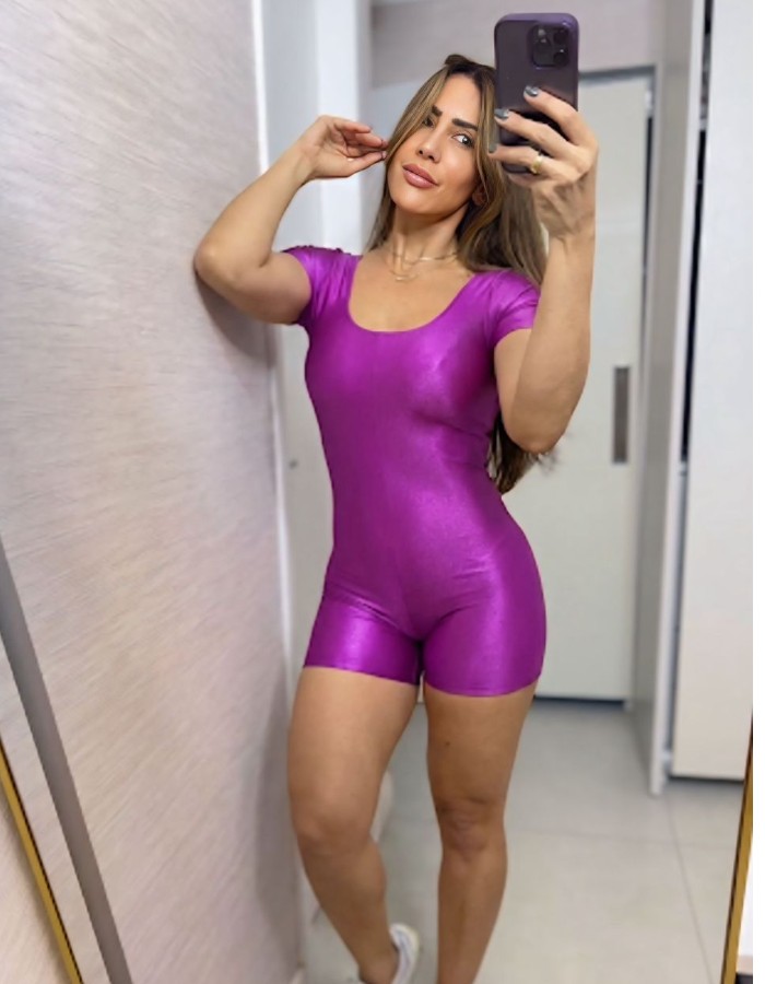 MACAQUINHO COM MANGA CURTA CINTILANTE ( SOLICITE CORES)