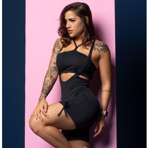 conjunto short suspensório 