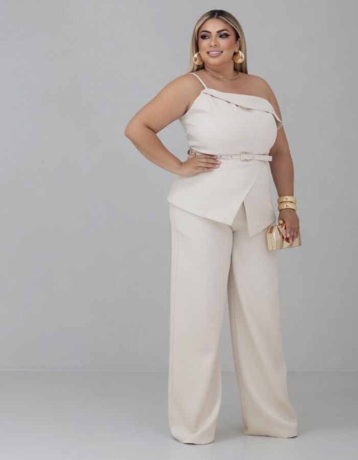conjunto plus de calça com cinto
