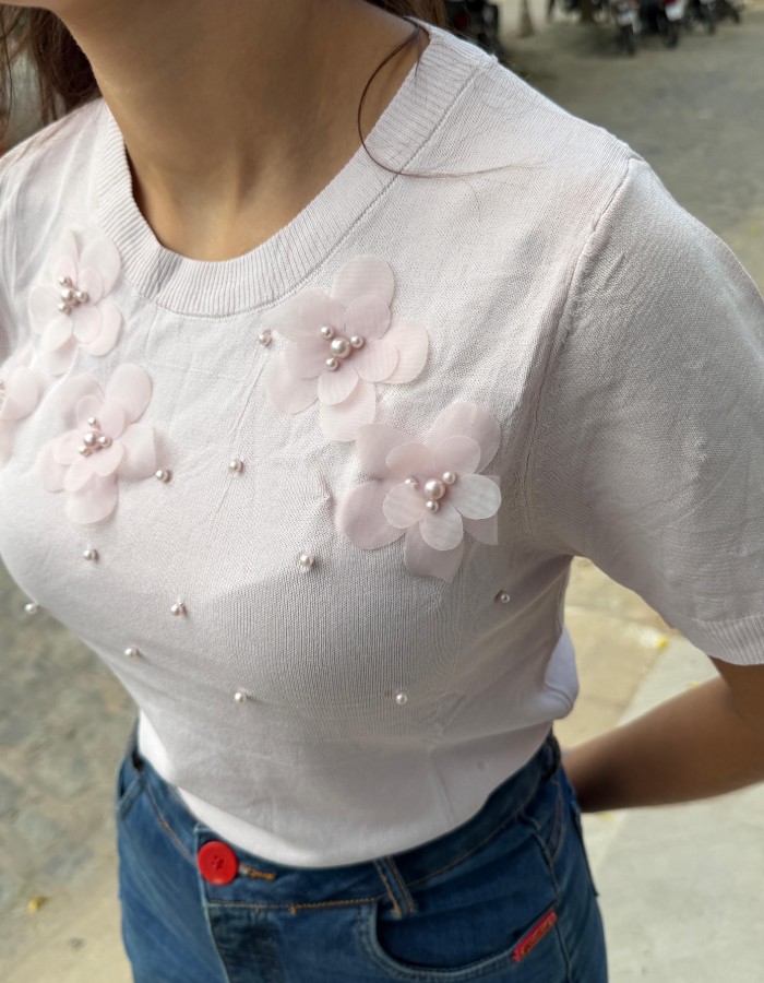 BLUSA FLOR E PEROLAPÉROLAS 
