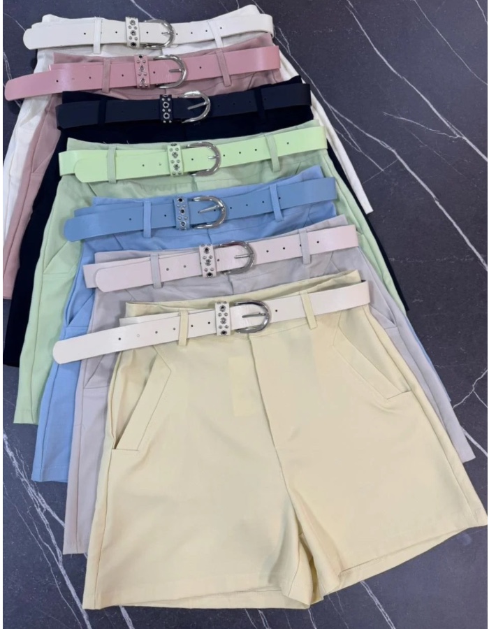 Short alfaiataria com cinto 