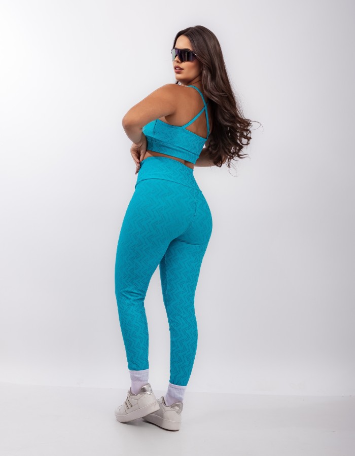 CONJUNTO CALÇA JACQUARD PRISMA COM TOP CRUZADO
