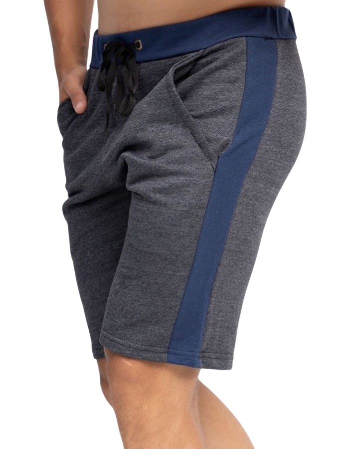 Bermuda em Moletom com Faixa Lateral