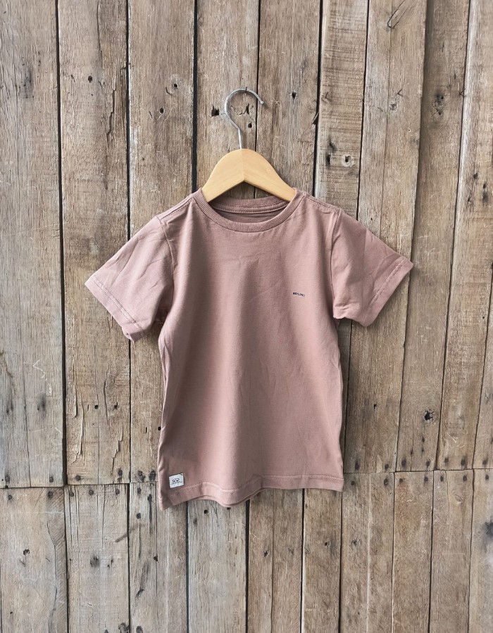 CAMISA BÁSICA DE ALGODÃO CHOCOLATE