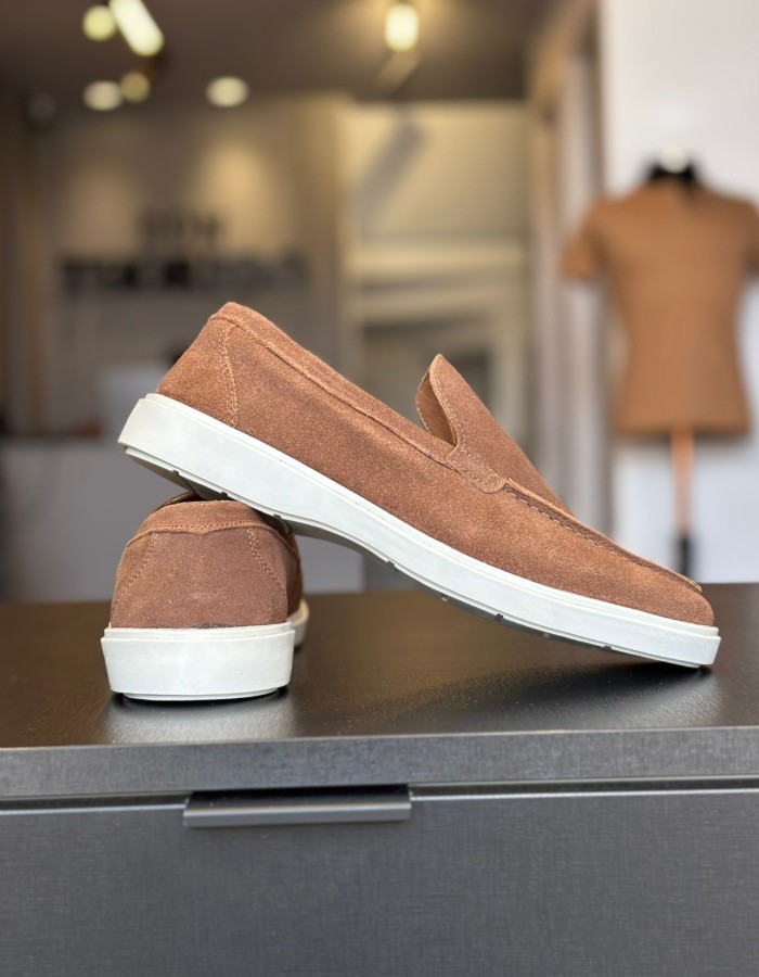 loafer castor