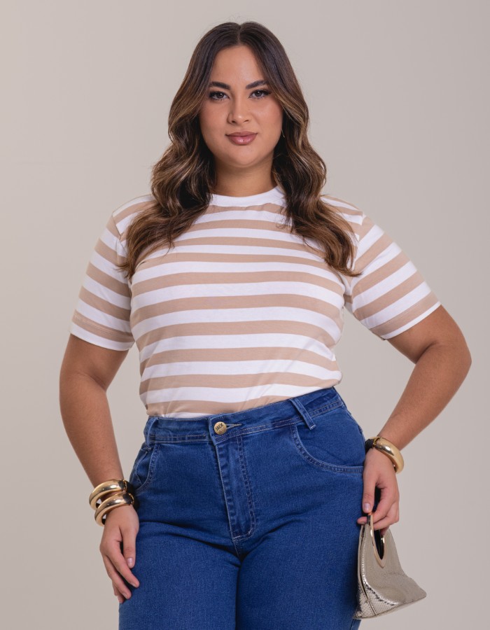 T-SHIRT LISTRADA PLUS SIZE