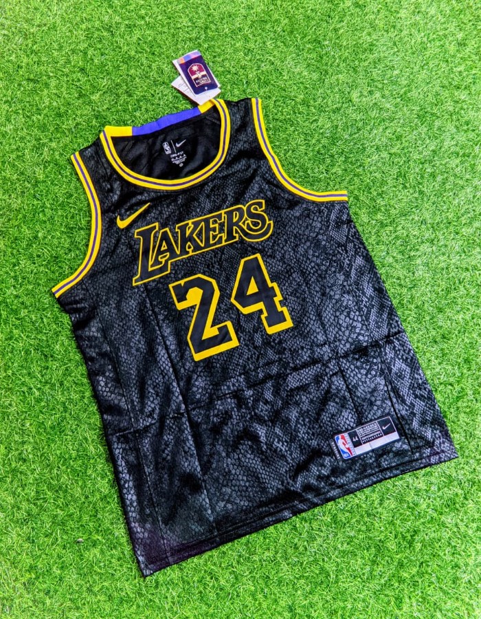 REGATA LOS ANGELES LAKERS MAMBA NEGRA
