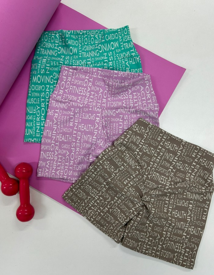 SHORT EMPINA BUMBUM CORAÇÃO EM JAQUARD