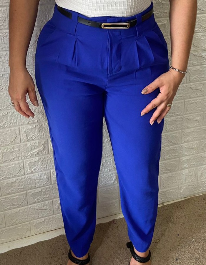 CALÇA MODELO CENOURA MARANTE